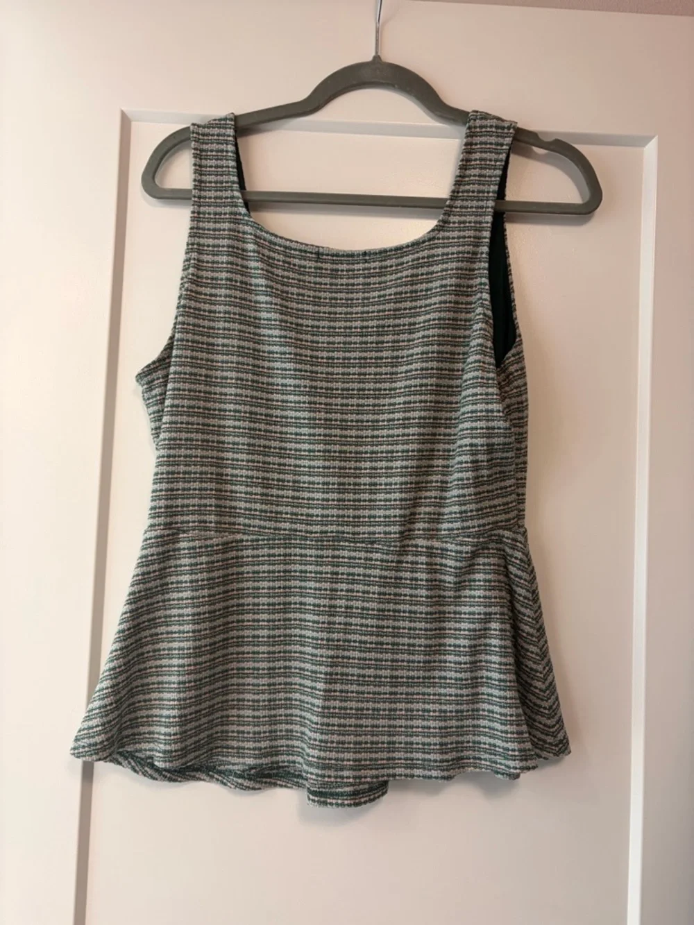 Kaileigh XL Multi-Color Peplum Tank Top - Green/Pink/Cream - Picture 4 of 4